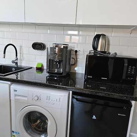 Apartament Dem Radulescu Langa Strand Râmnicu Vâlcea Eksteriør bilde